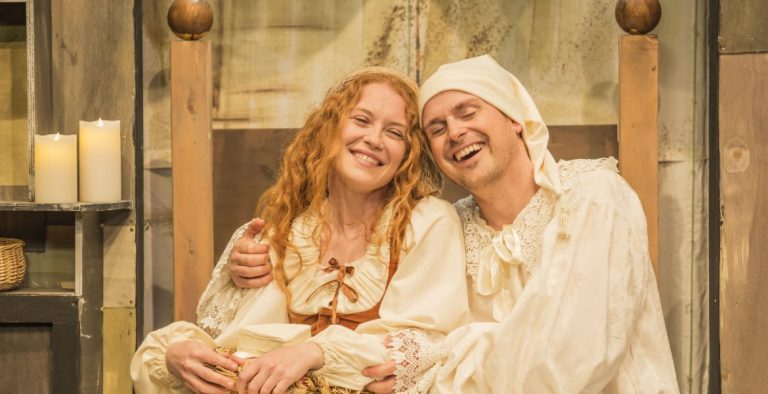 Contadina-Furba_-Teatro-Le-maschere-