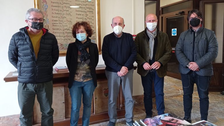 Da-sinistra-Cevolo-Melaragni-il-prefetto-Bruno-Albanesi-Giovanale