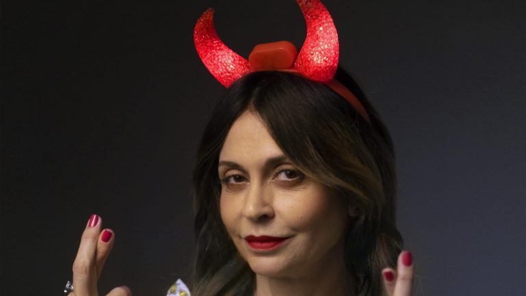 SATURNO-DIETRO-FOTO_HQ-min