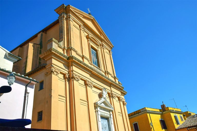 Montalto di Castro - chiesa di Santa Maria Assunta
