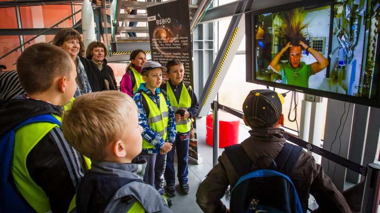Polska w ESA, Planetarium Niebi Kopernika, Centrum Nauki Kopernik.