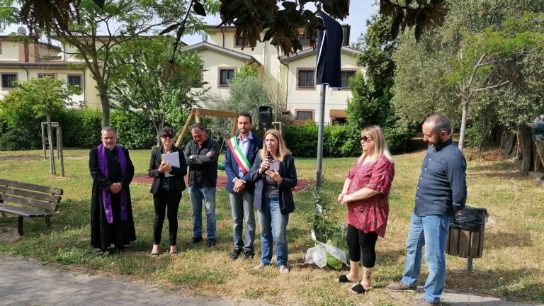 intitolazione parco via raulich2