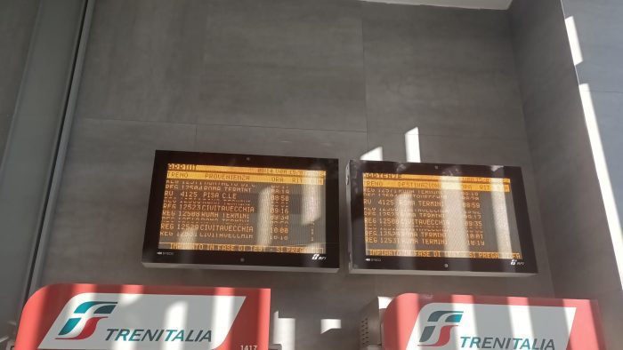 Biglietti-monitor-elettronico