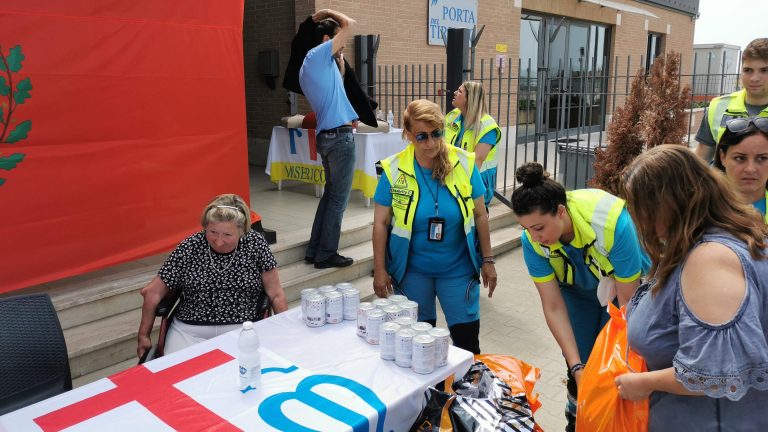 distribuzione-cibo-animali