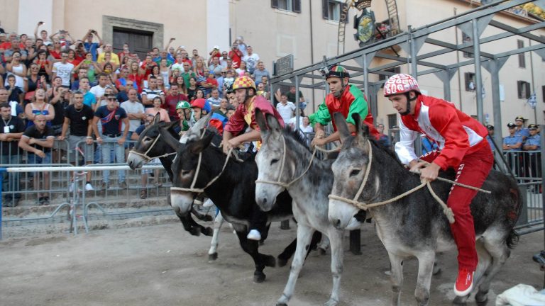 allumiere-palio-contrade