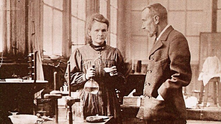 Marie_et_Pierre_Curie