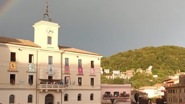 allumiere-palio-piazza