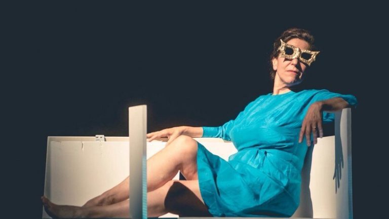 Woman before a glass