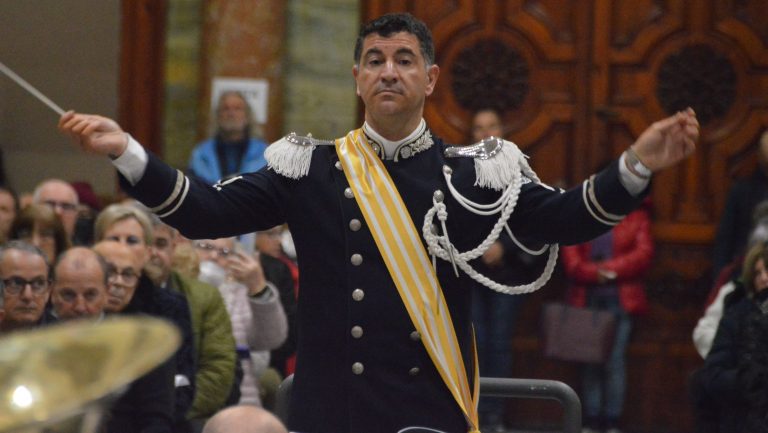 Il-direttore-di-orchestra-Stefano-Iannilli