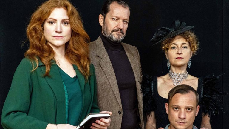 Alessandra-Cosimato-Marco-Fiorini-Vittoria-Rossi-e-Alessio-Chiodini-in-LAMICO-RITROVATO