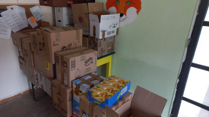 scout di Manziana1 donano 22 colli di generi alimentari