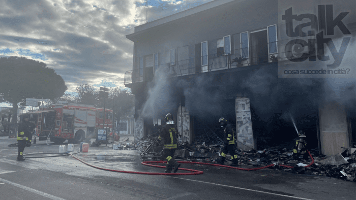 Incendio a Piazza Civitavecchia