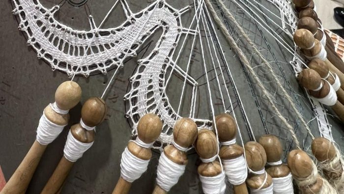 merletto-a-tombolo-1