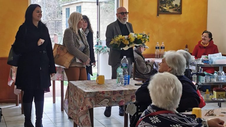 8-marzo-centro-anziani