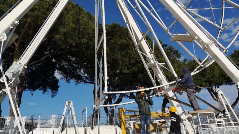 ruota panoramica in costruzione bolsena