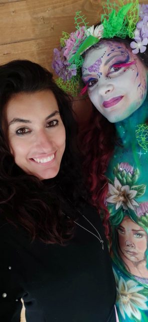 Un body painting ispirato alla ninfa Cynara in occasione della Sagra del Carciofo di Ladispoli, realizzato dall'artista Ilaria Fumarola