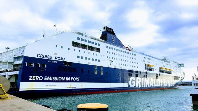 Grimaldi Euromed è vicina ad aggiudicarsi la linea marittima in convenzione pubblica per il trasporto di passeggeri e merci fra i porti di Civitavecchia, Arbatax e Cagliari