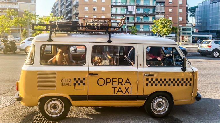 opera-taxi