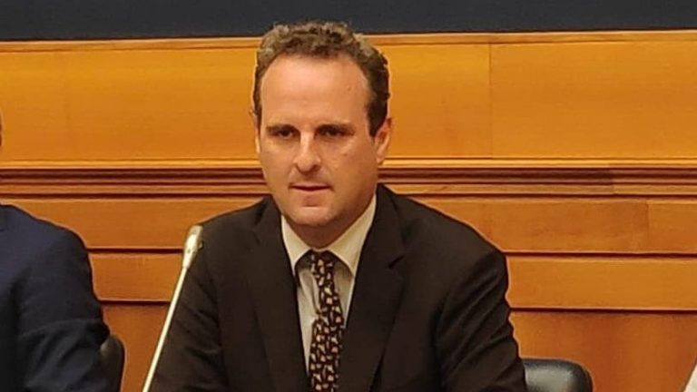 alessandro-battilocchio-camera