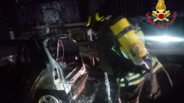 auto-in-fiamme
