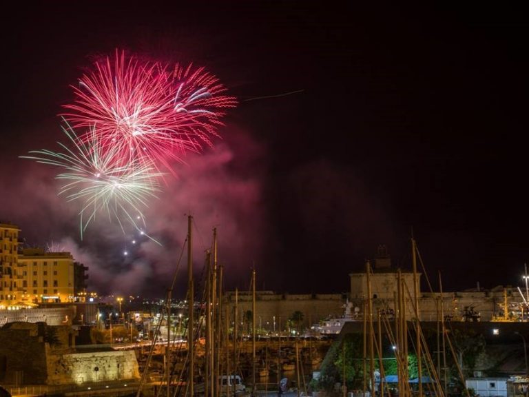 fuochi-artificio-foto-fabrizio-rocchetti-civitavecchia