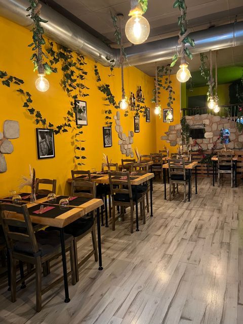 Destinazione Valencia, "Marea": il nuovo ristorante dei ventenni ladispolani  Bruno Giorni e Giada Magrì, un sogno divenuto realtà
