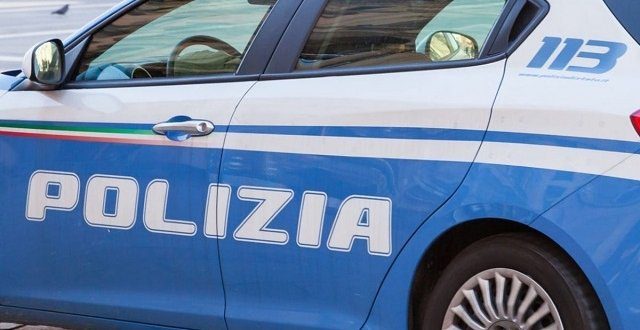 Roma, due minorenni gravemente indiziati di un tentato omicidio avvenuto nei pressi di un fast food del quartiere Eur.
