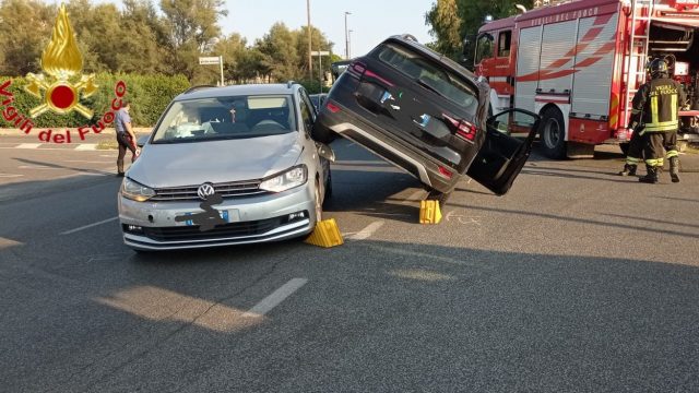 Intervenuti ieri sera i Vigili del fuoco di Civitavecchia per incidente stradale a Santa Marinella