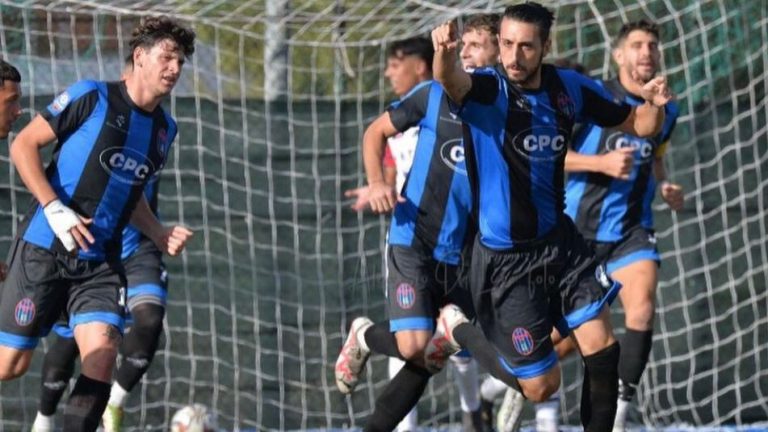 Gianmarco-Carta-esultanza