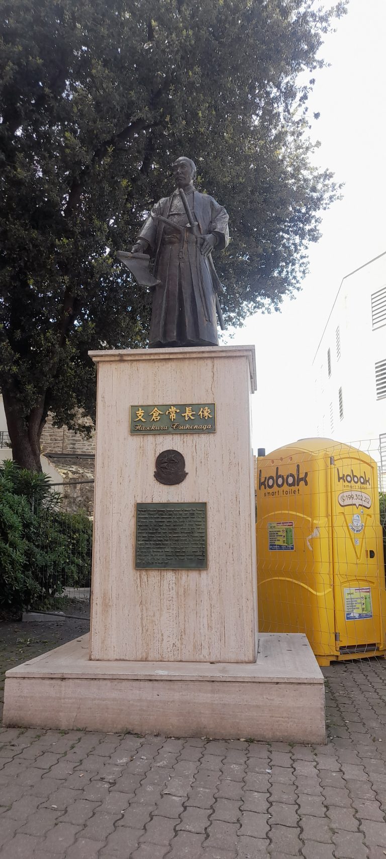 statua-giapponese-bagno