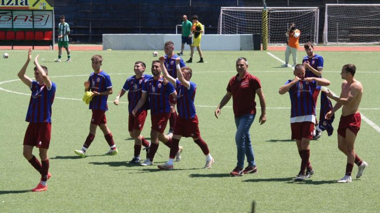 Tarquinia-Calcio-esulta-per-la-salvezza