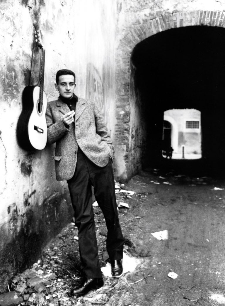 Piero_Ciampi_sigaretta (1)