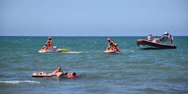 Moto d'acqua e cani salvataggio II