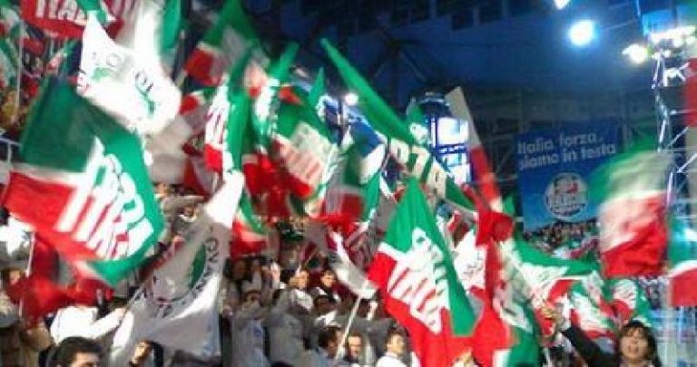 forza-italia-bandiere