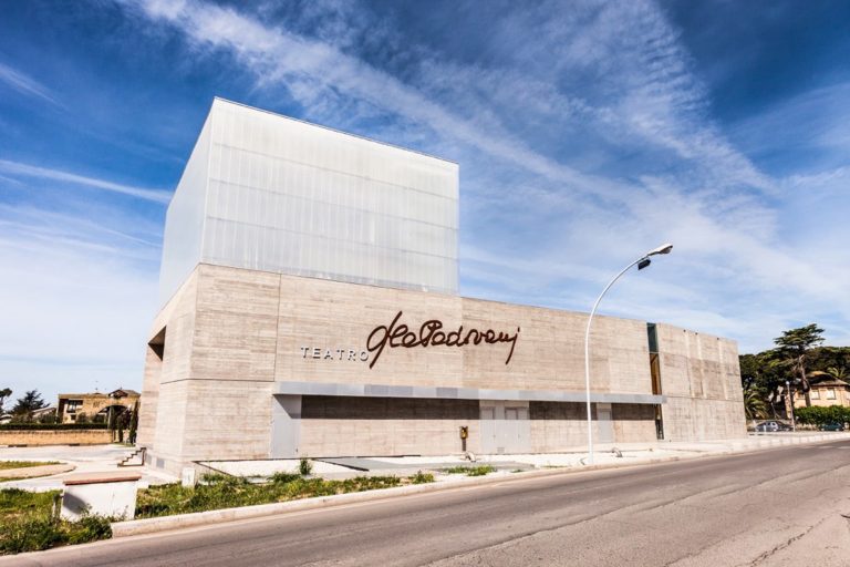 Teatro-Lea-Padovani-1