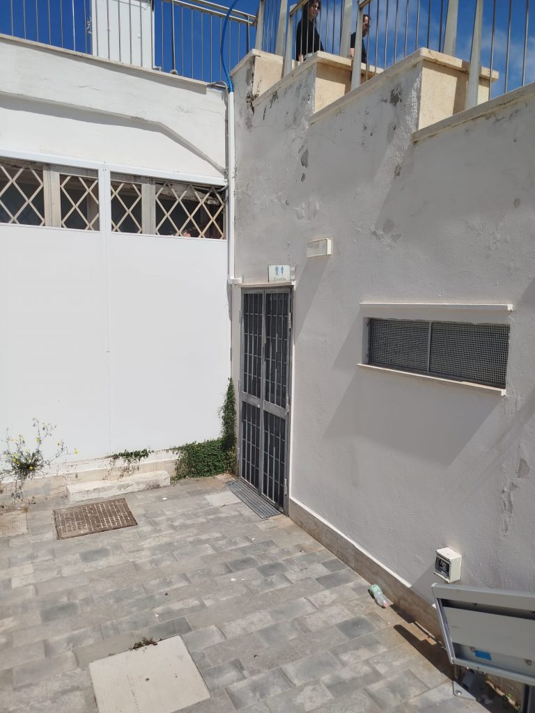 bagni pubblici marina cv