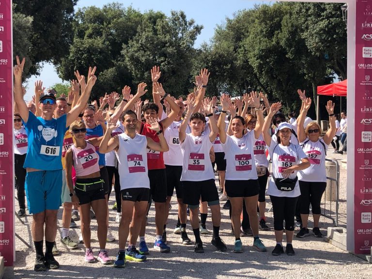 la partenza Run4Hun 2