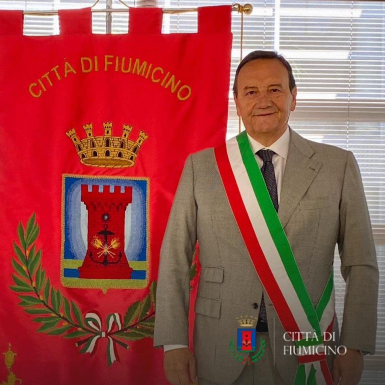 mario baccini stemma comune