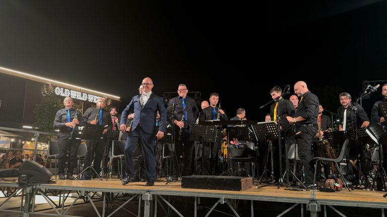 B-And Wind Orchestra fiumicin 1