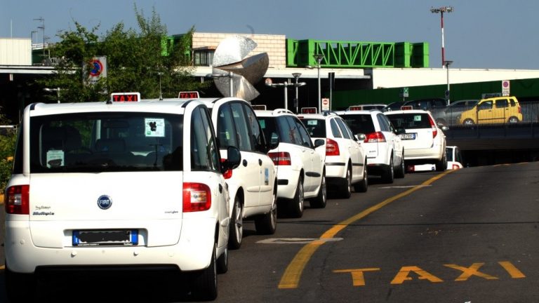 taxi aeroporto fiumicino