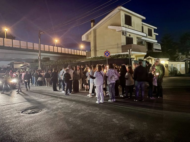 fiaccolata fiumicino