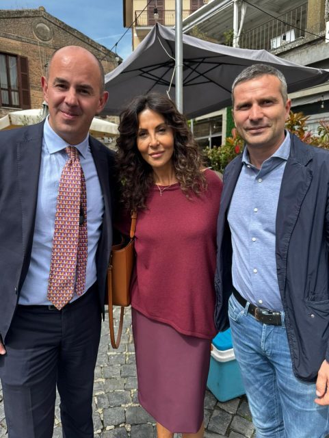 a testa alta ferilli