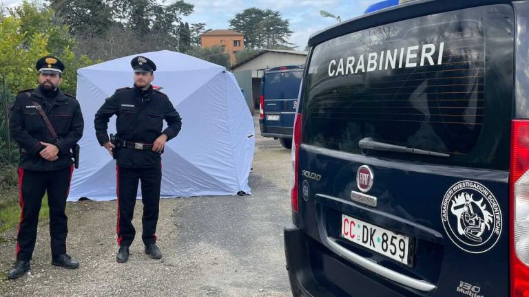 Uccisa ad Anguillara, la donna aveva una gamba amputata