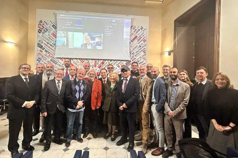 lo scrigno parlante foto finale