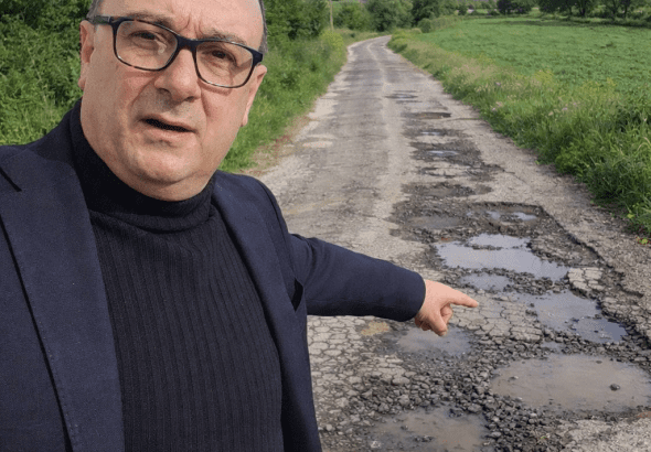 tondinelli strade dissestate