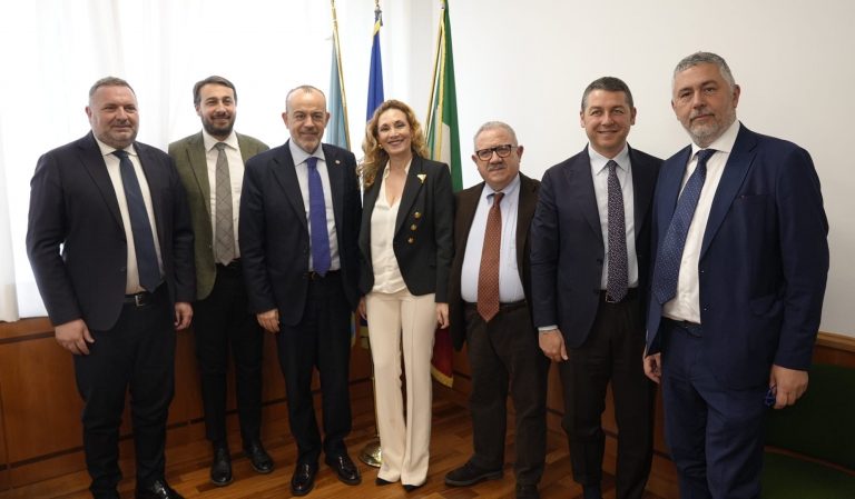 f9f5301e-39a3-4fdb-8d11-715c104988b2