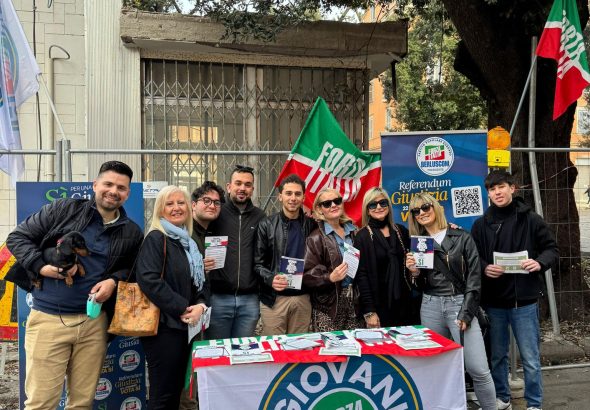 forza italia giovani cv banchetto (2)