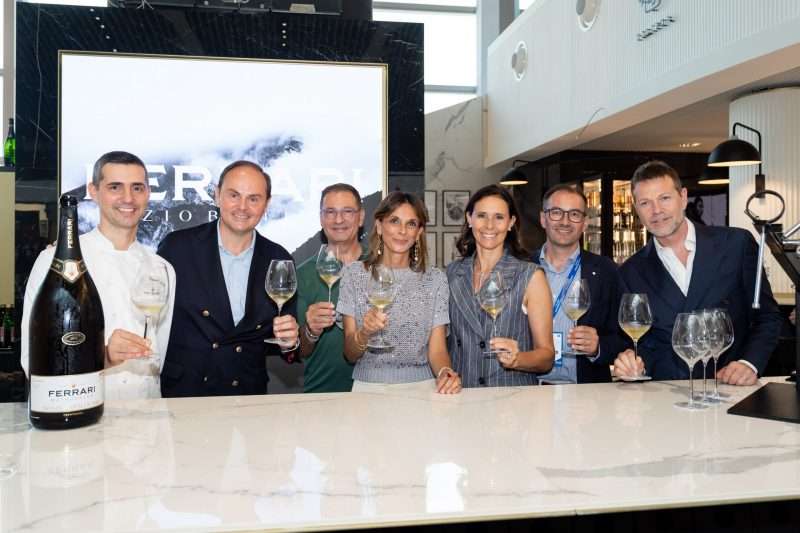 Aeroporto di Fiumicino. Apre "Ferrari Spazio Bollicine" tra gusto e lusso