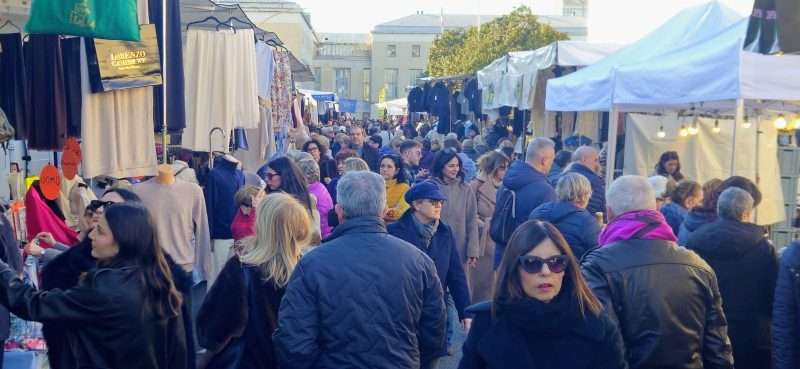 Santa Marinella e Ostia, mercato degli Ambulanti di Forte
