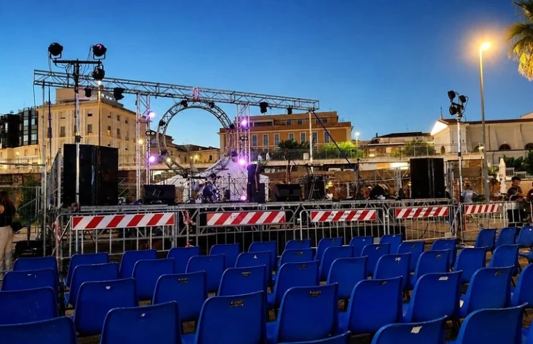 Cartellone estivo Civitavecchia, Fratelli d’Italia attacca: “Un flop annunciato”